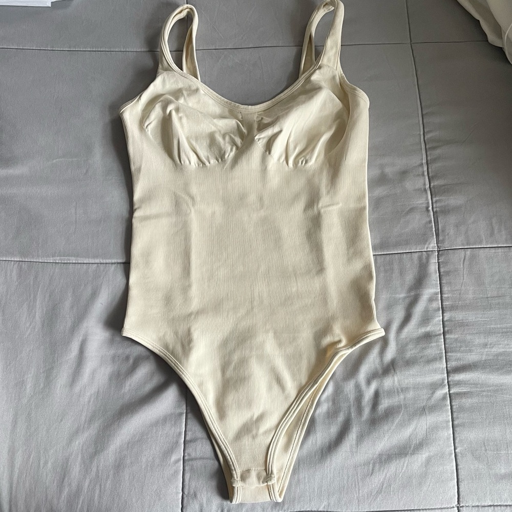 OQQ BODYSUIT